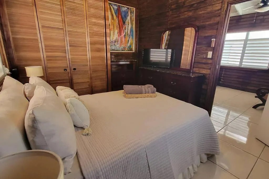 “La Choza” Beach Cabin En El Poblado De Boqueron Cabo Rojo