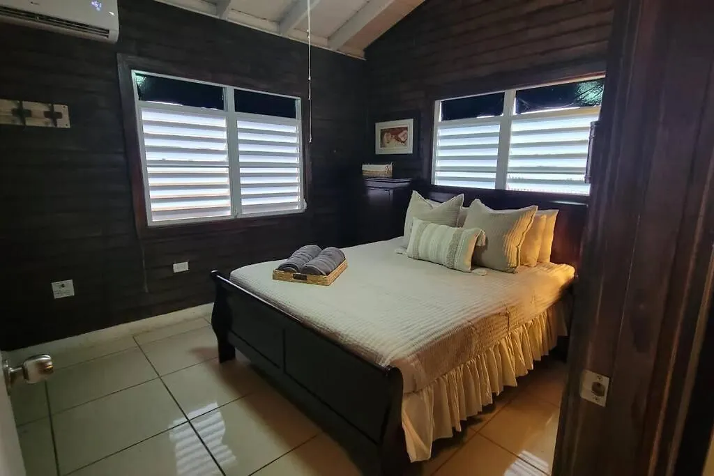 “La Choza” Beach Cabin En El Poblado De Boqueron Cabo Rojo 0*,